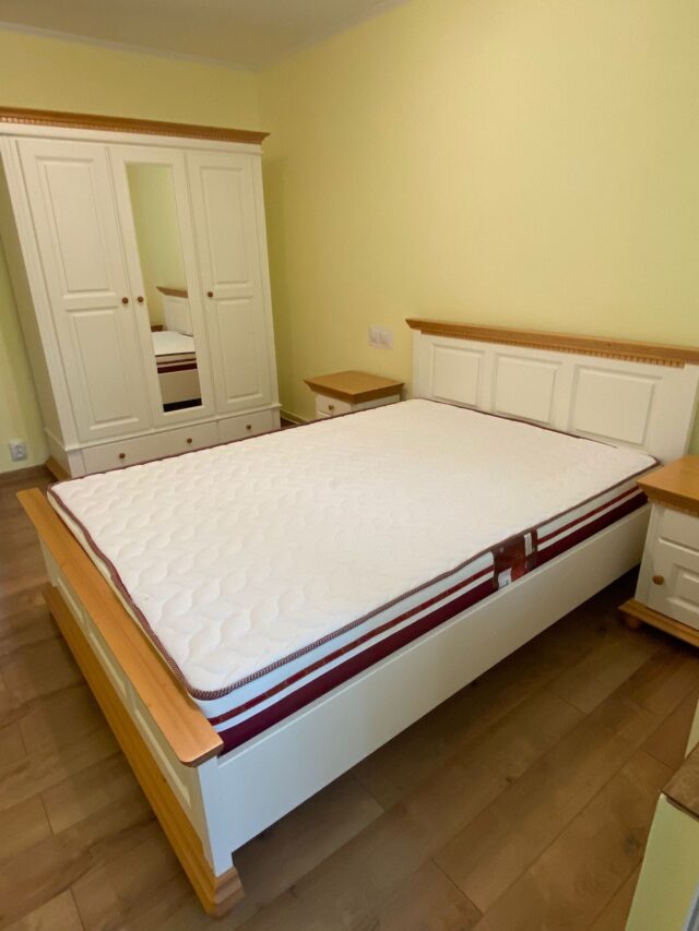 Dormitor Luxus lemn masiv